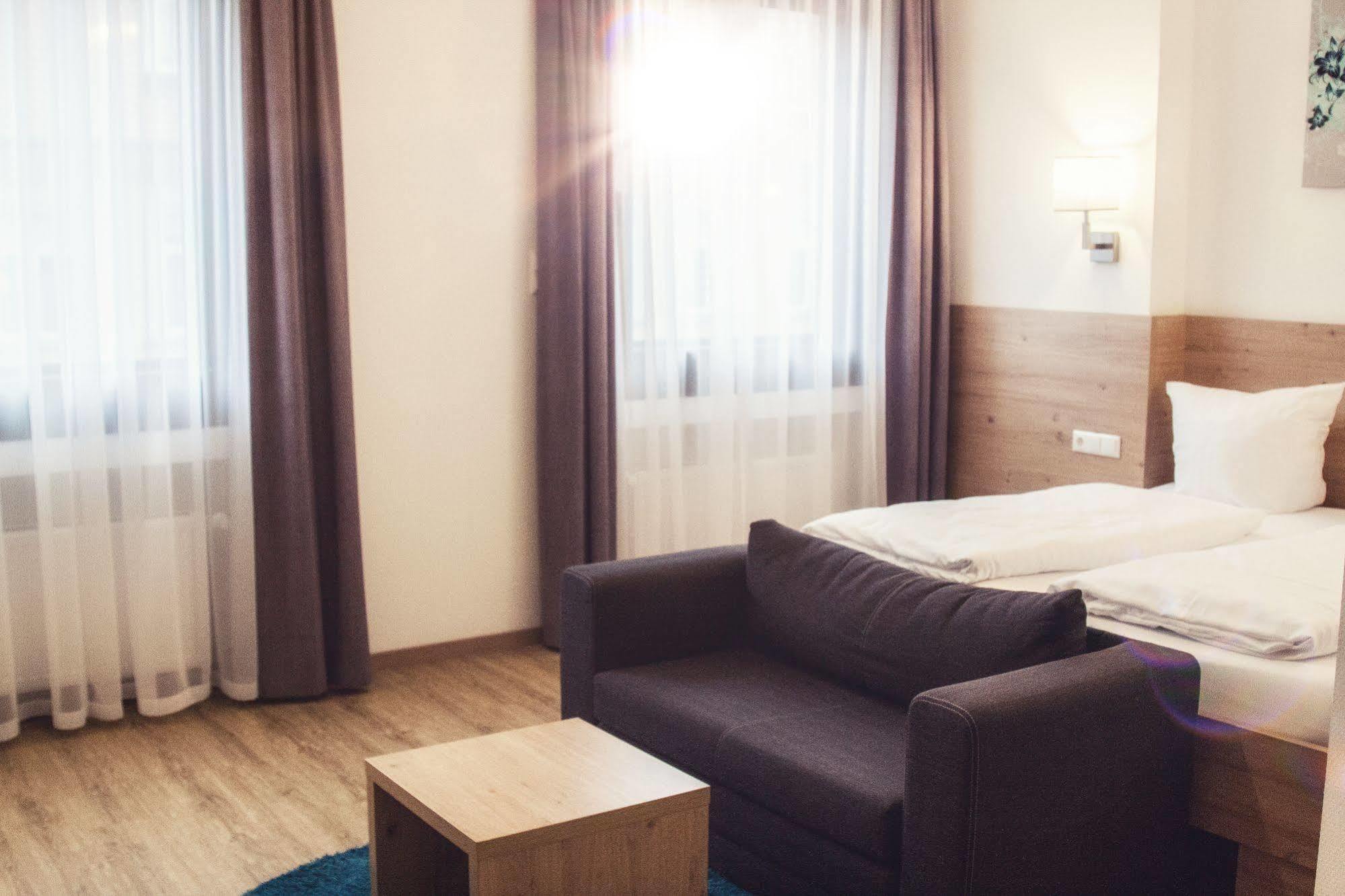 Hotel - Stadtvilla Central Σβάινφουρτ Εξωτερικό φωτογραφία